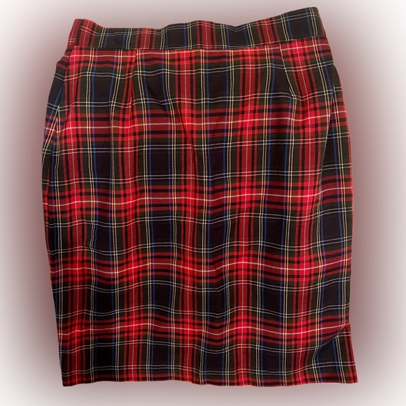 Christmas Red Black Blue White plaid knee length skirt sz Large juniors Career - Picture 2 of 5